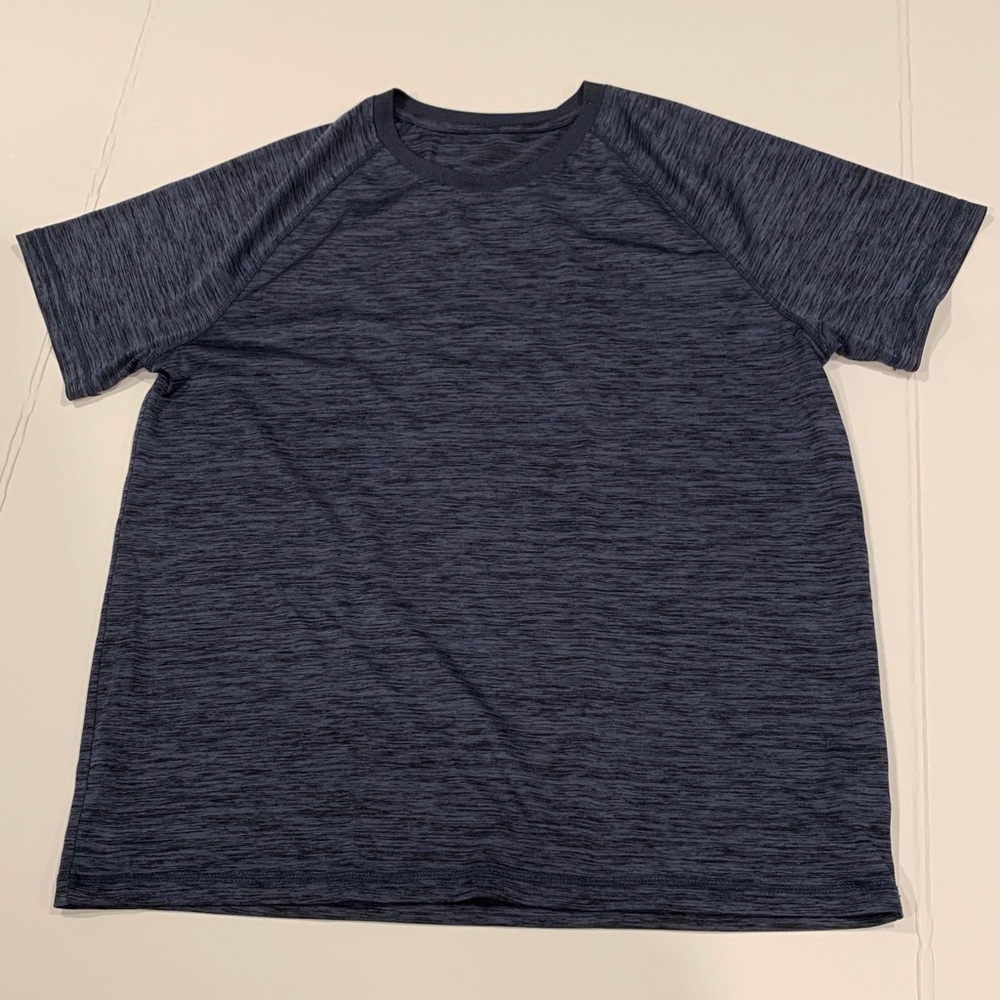 Bass Performance Athletic Short Sleeve T-Shirt Men’s Medium Black and Blue-Gray